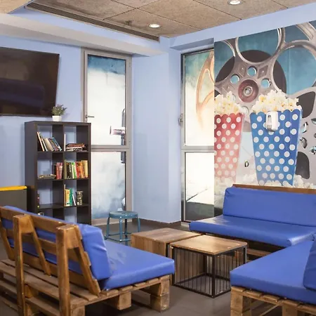 Urbany Hostel